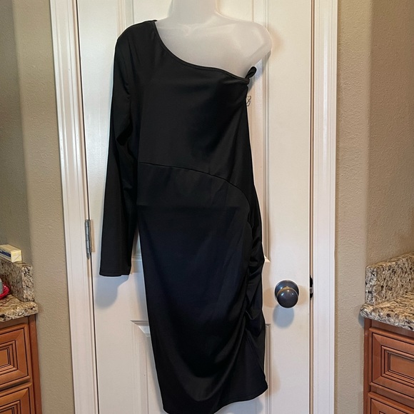 SHEIN Dresses & Skirts - Shein 1 shoulder black dress. Says 3X fits more like a1X or 2X stretchy